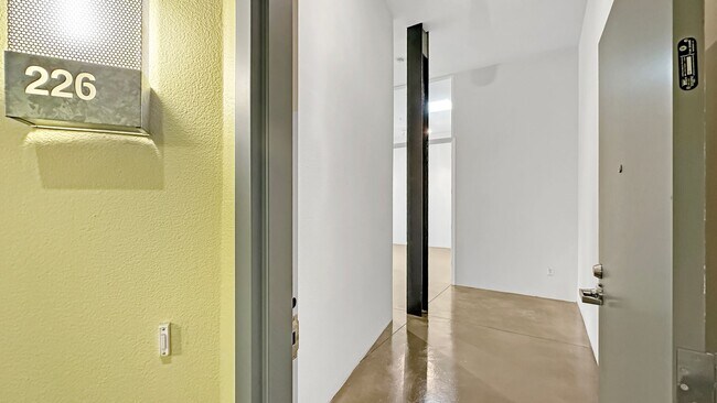 Photo - Authentic Loft Living in an Emeryville Landmark Unit 226