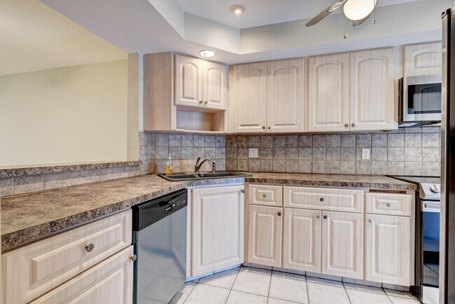 Photo - 1200 SW 12th Ct Unit 308