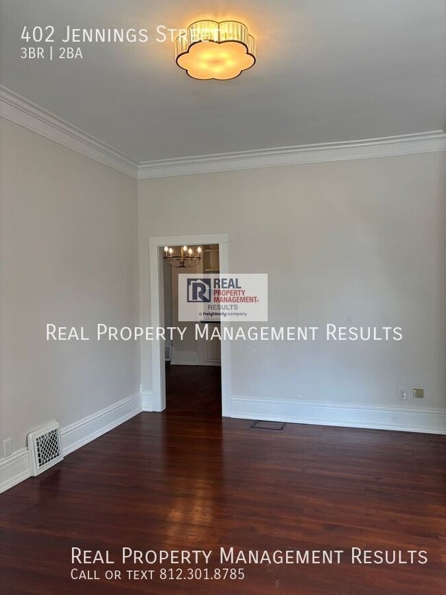 Photo - 402 W Jennings St