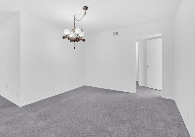 Photo - 5901 Mt Eagle Dr Unit APT 107