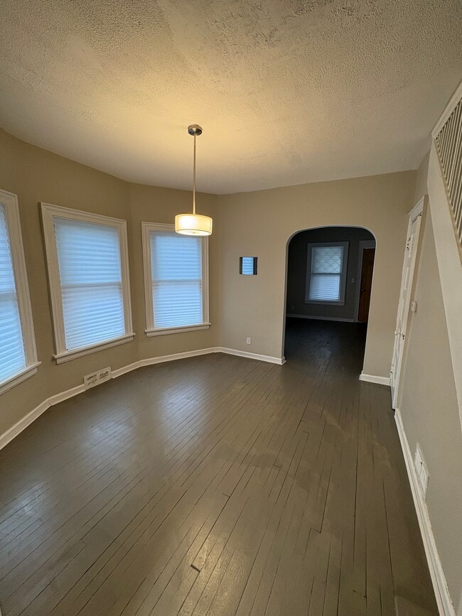 Photo - 25-27-27 Karnes St Unit 27 Karnes St Rochester NY 14606