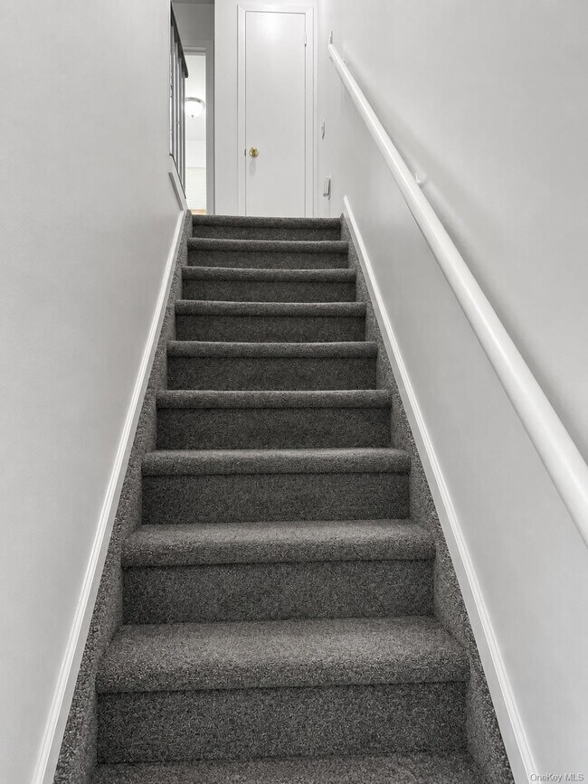 27 Stuart Dr