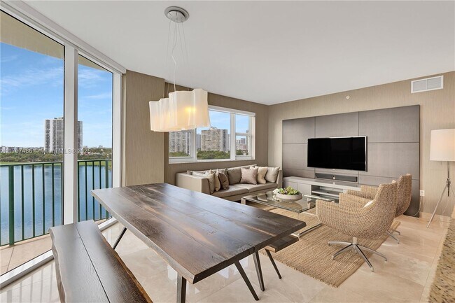Photo - 20000 E Country Club Dr Condo Unit 708