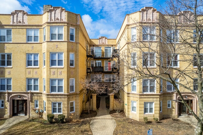 Photo - The Onyx on Hoyne