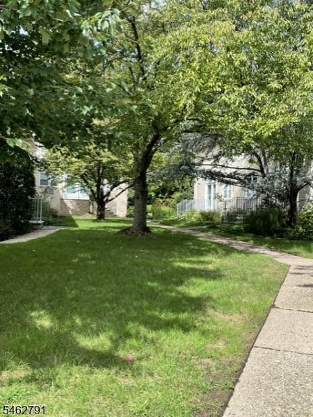 470 Valley Rd Unit A4