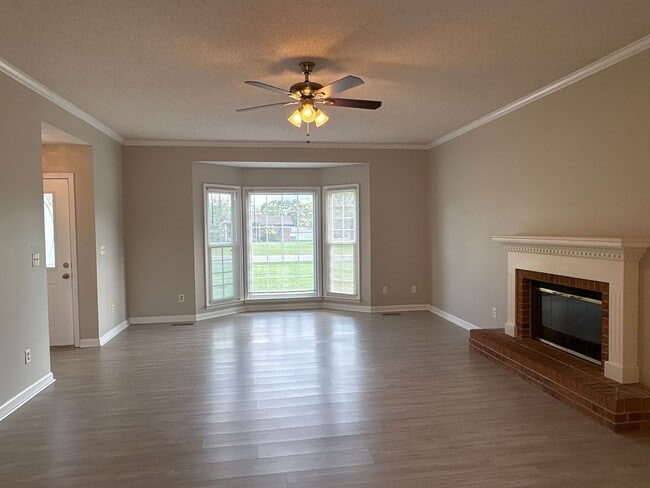 Photo - 718 Doak Rd