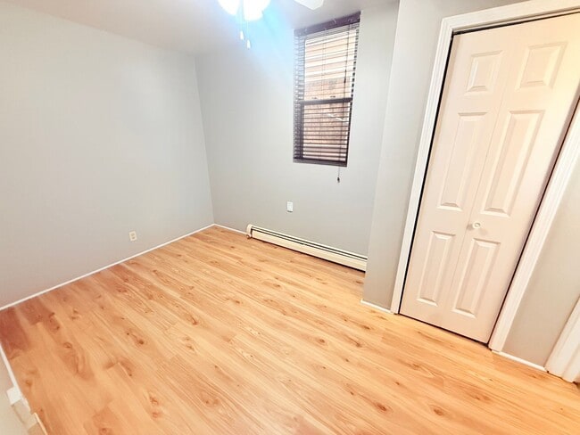 Photo - 3650 E Barnard Ave