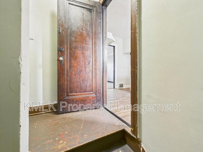 Photo - 918 Peckham St