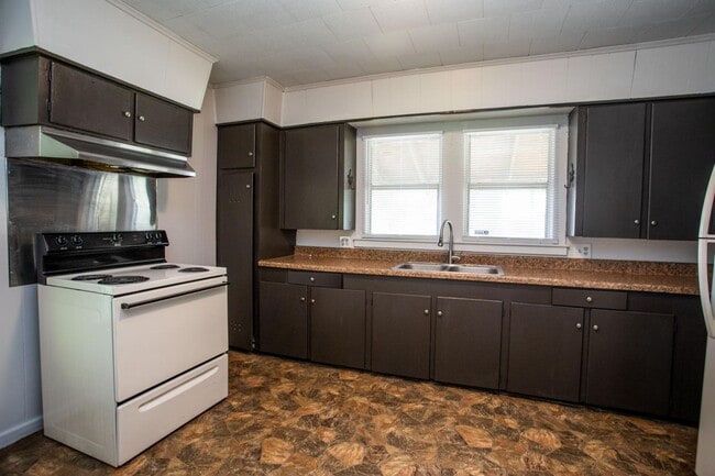 Photo - 106 Doc Duhon St