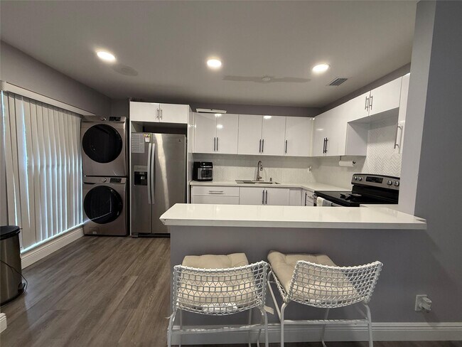 Photo - 20862 Vinesta Cir Unit 0