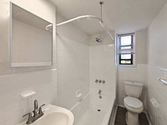 5602 Ogontz Ave Unit C42