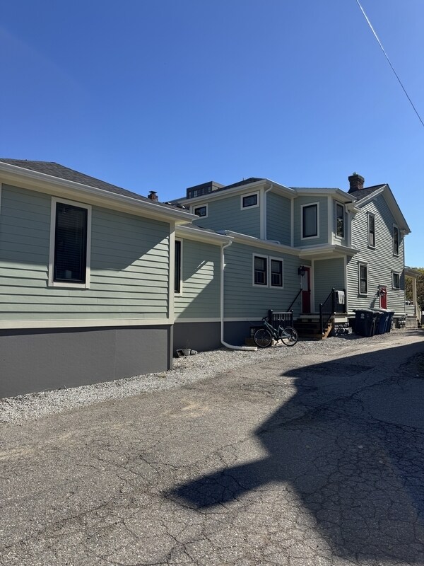 Photo - 331 E Ann St Unit 2