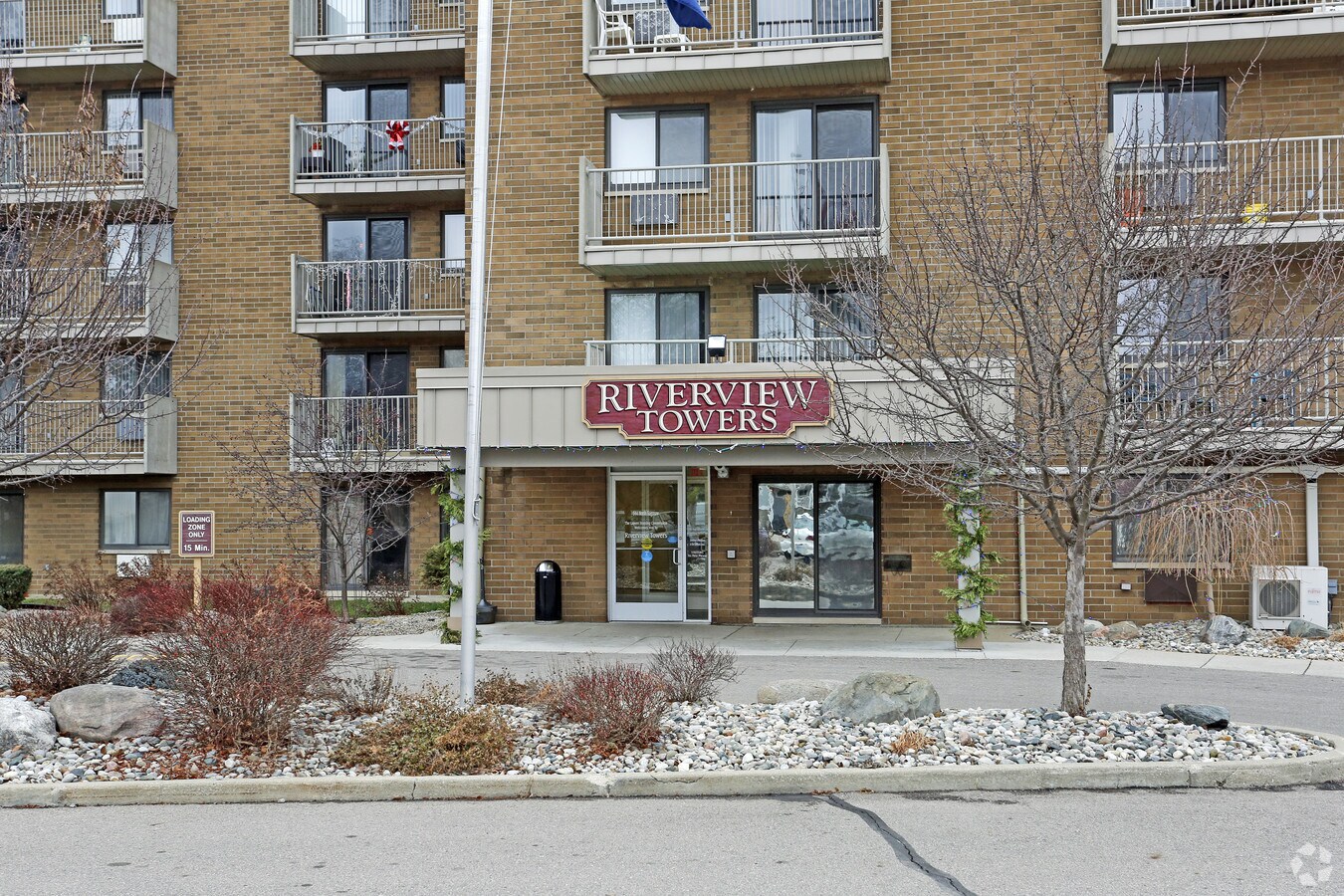 Photo - Riverview Towers