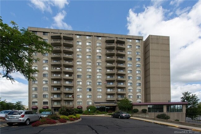 Building Photo - 111 deKoven Drive Unit 101 Rental