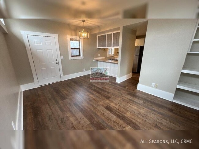 Photo - 410 E Dale St Unit A