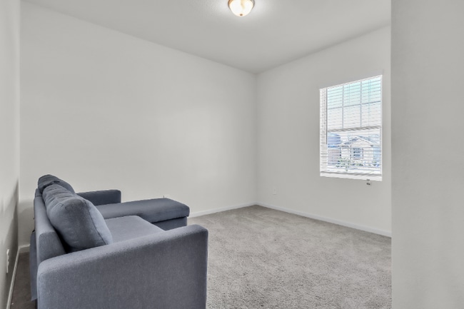 Photo - 404 Stone Creek Blvd