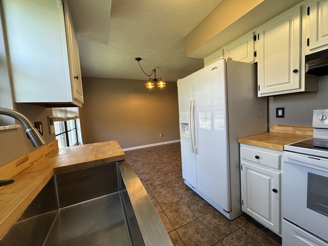 Photo - 1317 Perry Ave