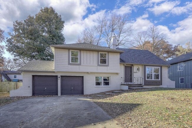 Photo - 10216 Lamar Ave