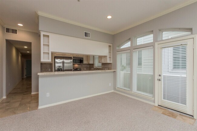 Photo - 2701 Helena St Unidad 401