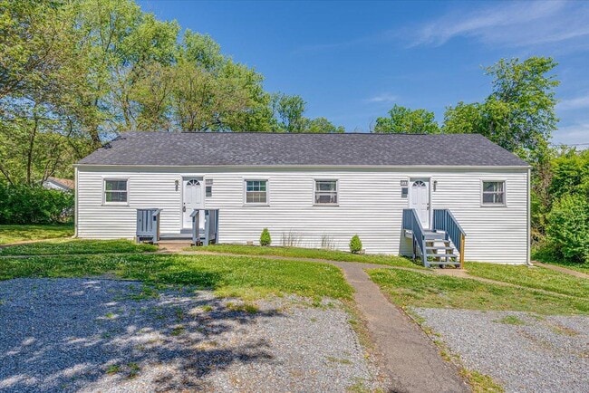Photo - 158 Hamilton Cir