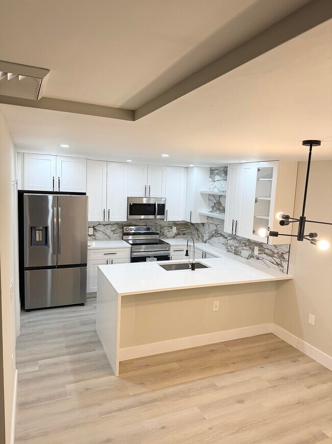 Photo - 205 Charter Way