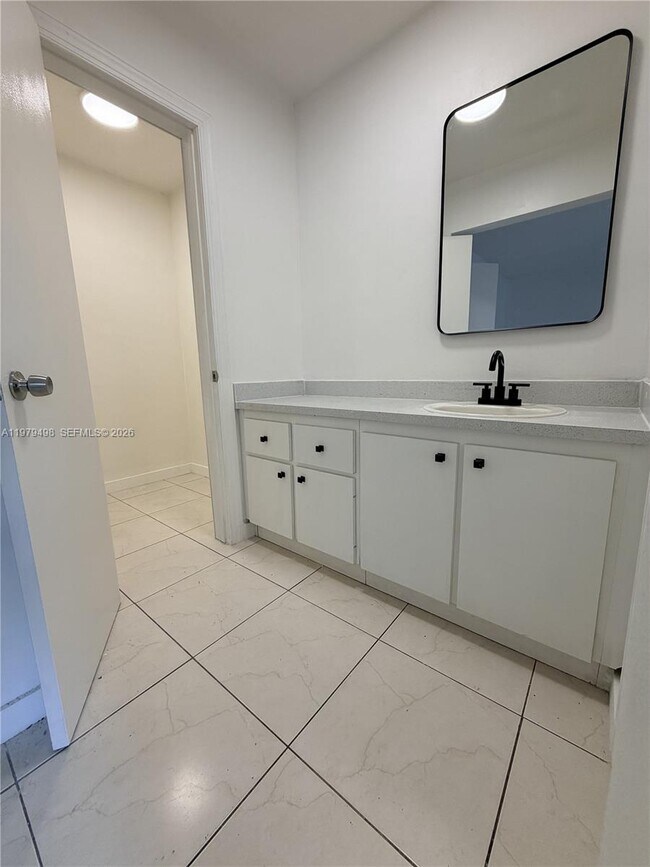 Photo - 1525 NW 19th Terrace Unit 15