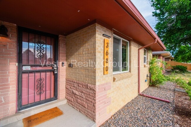 Photo - 3680 Grape St