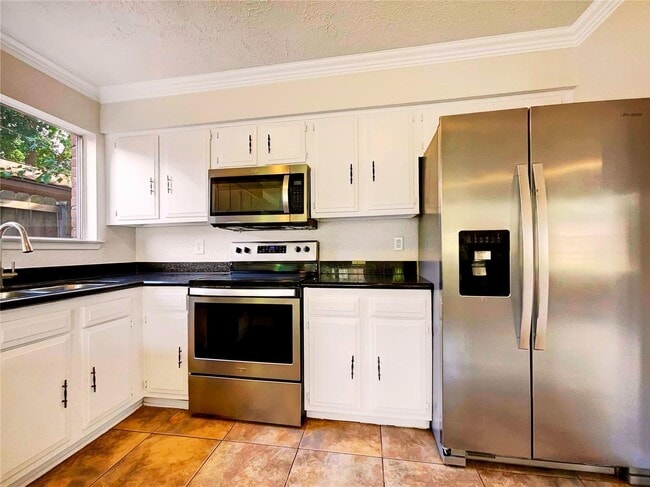 Photo - 7422 Breccia Dr