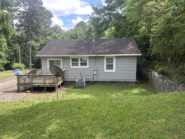 Photo - 2705 Lookout Ave