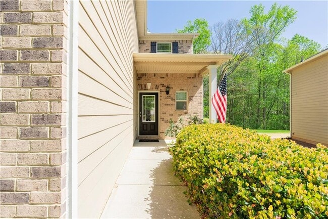 Photo - 5555 Hedge Brook Dr