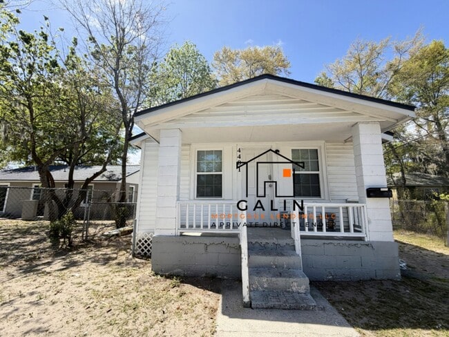 Building Photo - 4401 Meding St