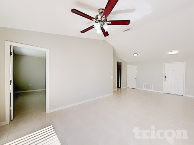 Photo - 651 Heraldo Ct