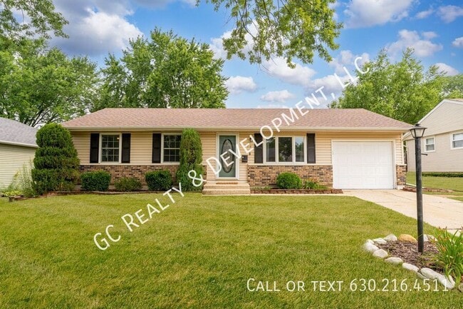 Photo - 710 Larsen Ave House