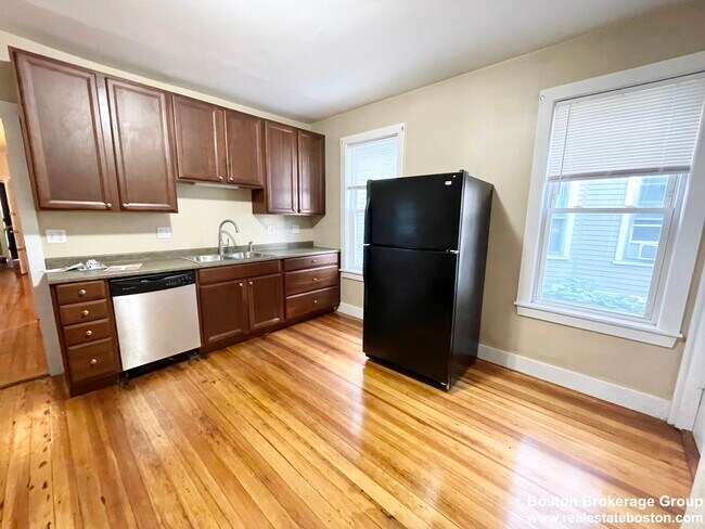 Photo - 24 Willis St