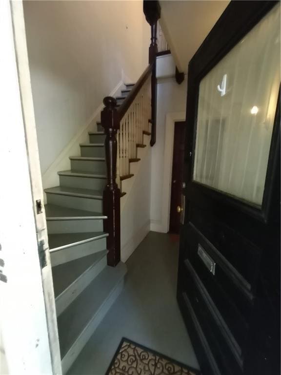 362 Lloyd Ave Unit 2