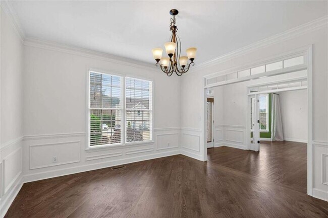 Photo - 1712 Kenbrook Ct NW