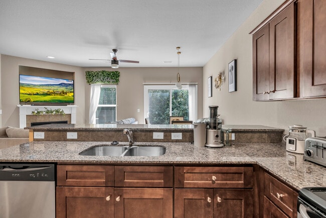 Photo - 9411 N Adrian Ave