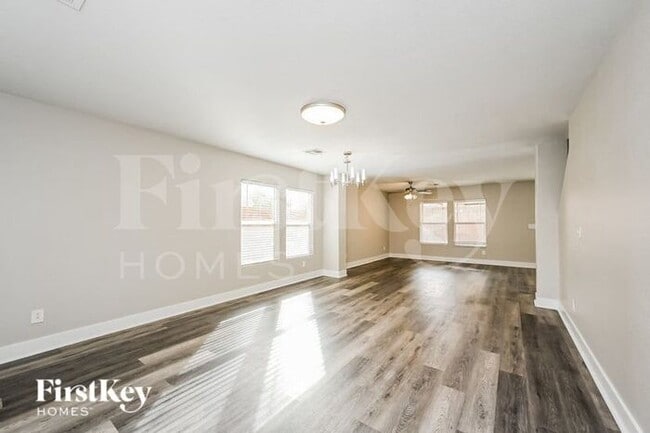 Photo - 809 Chapleton Ct