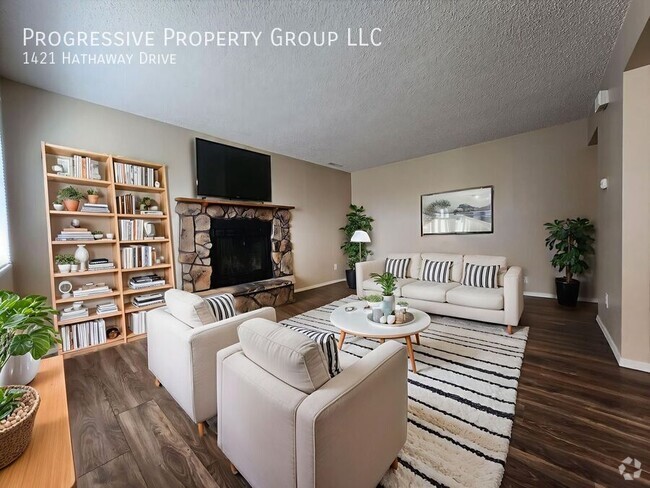 Building Photo - 1421 Hathaway Dr Rental