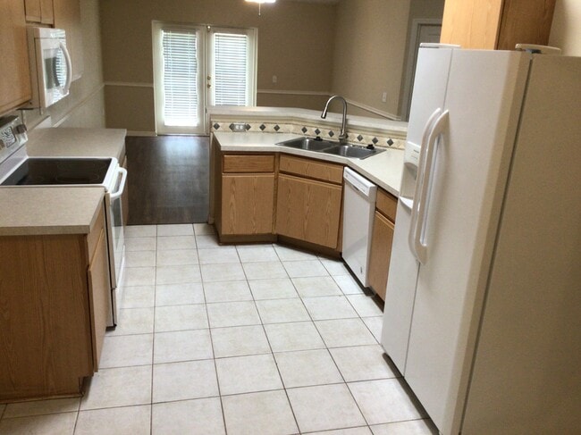 Photo - 3293 Carlotta Rd