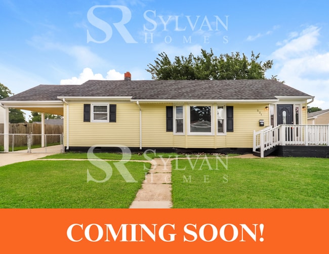 Building Photo - Immaculately kept 4 bedroom, 2 bathroom home