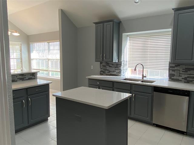 Photo - 429 Crestview Point Dr