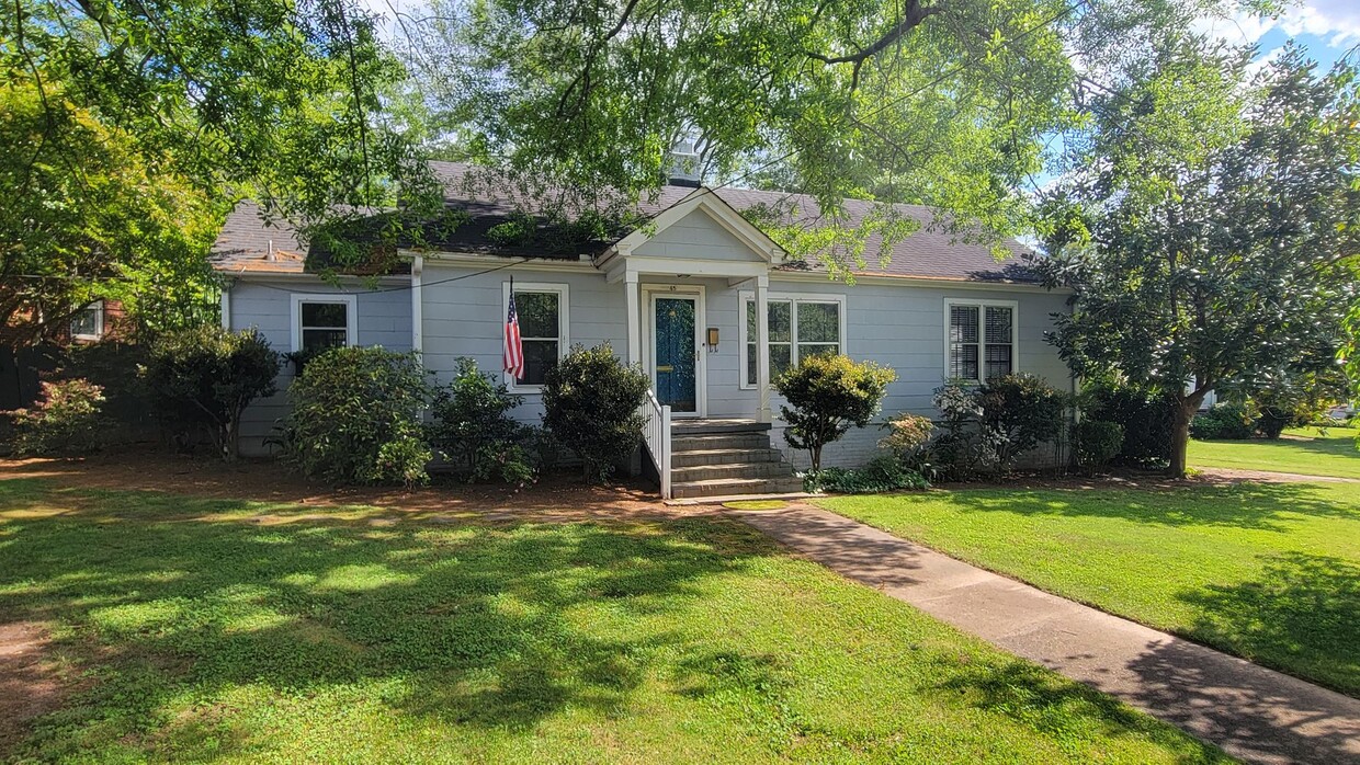 2 Bed, 2 Bath Home in Greenville is Available - 2 Bed, 2 Bath Home in Greenville is Available
