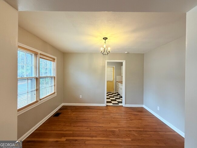 Photo - 963 Prospect Ave SE