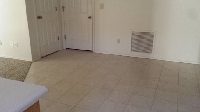 Photo - 6015 N Reata Dr