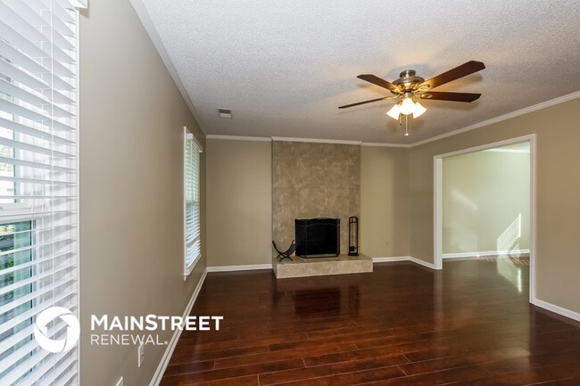 Photo - 9006 Hunters Pointe Dr