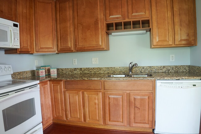 Photo - 2816 Emma Lee St Unit 301