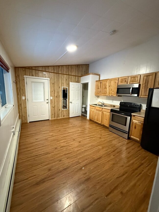 Photo - 1315 Ballaine Rd Unit C