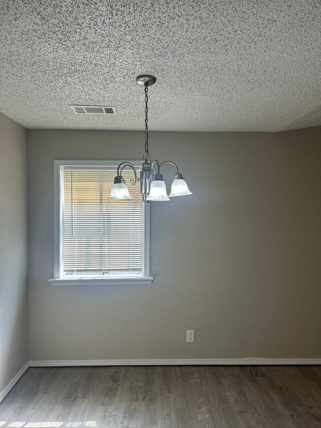 Photo - 3332 S 141st E Ave