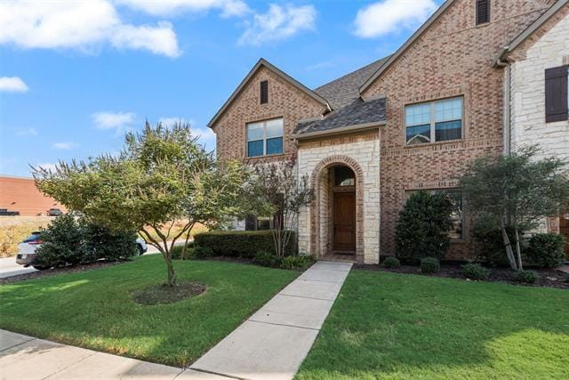 4670 Rhett Ln